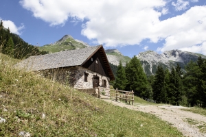 Original mountain huts Arlberg