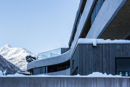 Bild: Arlmont Hotel Architektur in Sankt Anton