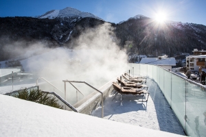 Preview The best spring ski slopes in St. Anton am Arlberg: Summer feeling in the snow 