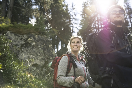 Bild: Couple holiday: hiking in St. Anton in Tyrol: Romance, nature and recreation